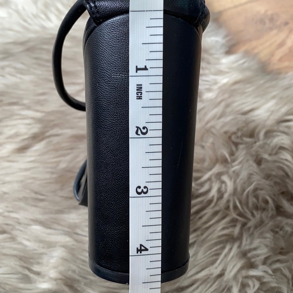 Forever 21 Sexy Comfy Slip On Strappy Heels - Picture 5 of 5